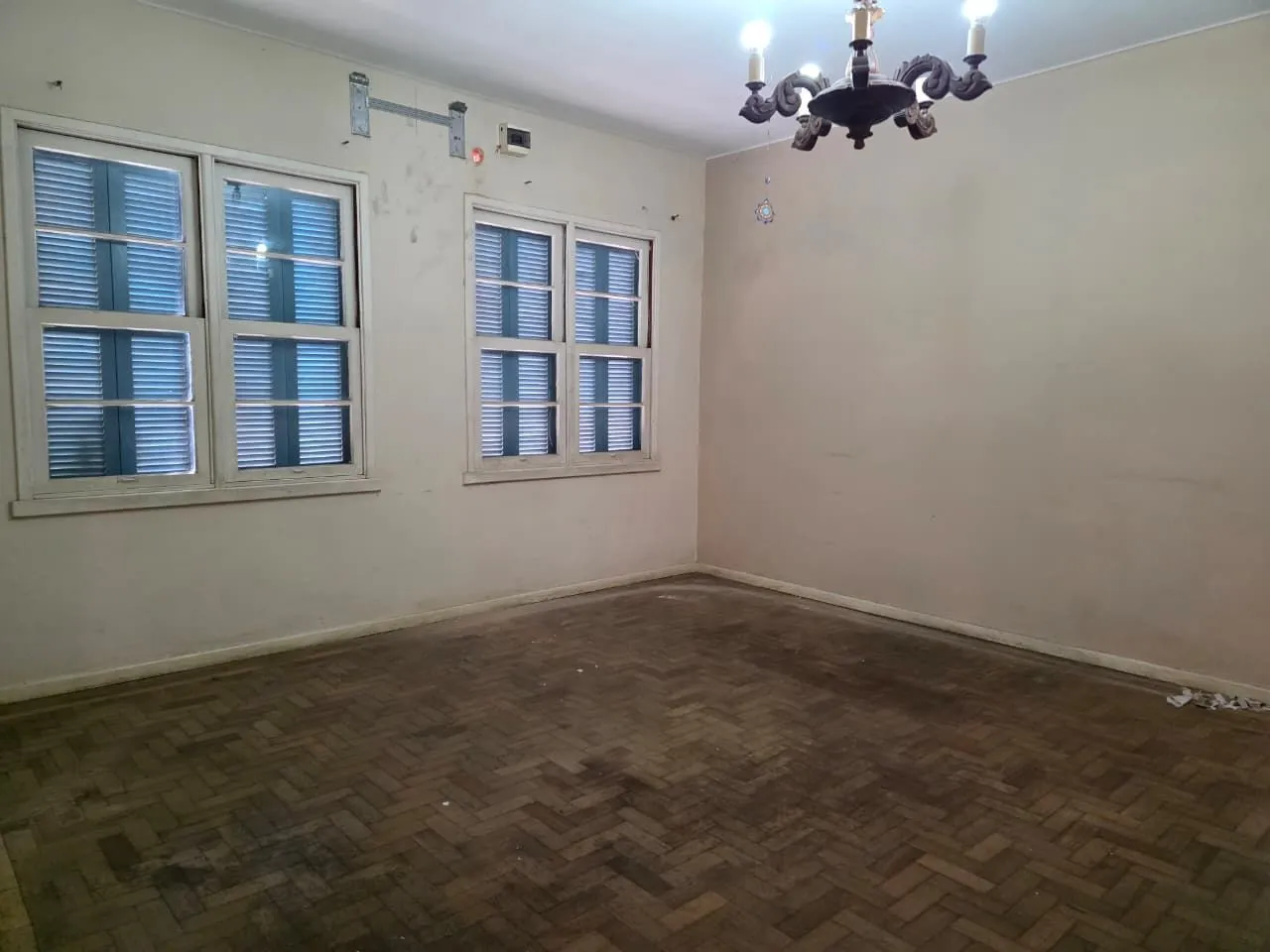 Imagem CASA/TERRENO NA DOM PEDRO II HIGIENÓPOLIS EM PORTO ALEGRE