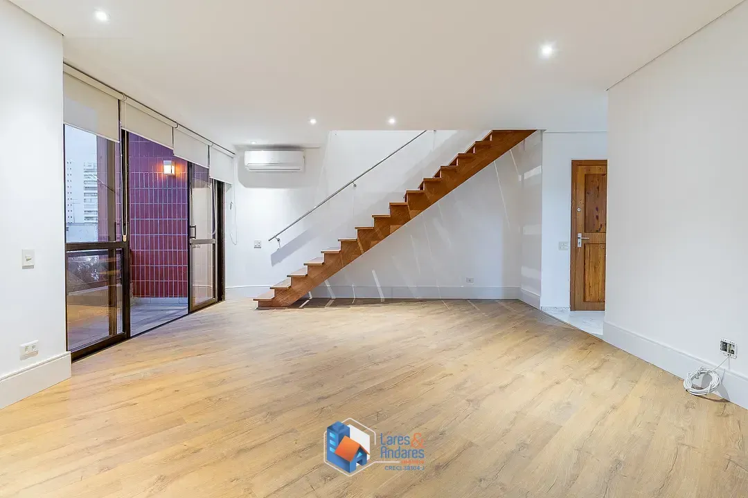 Imagem Duplex para venda em Pinheiros com 2 quartos, sendo 2 suítes, 132m²