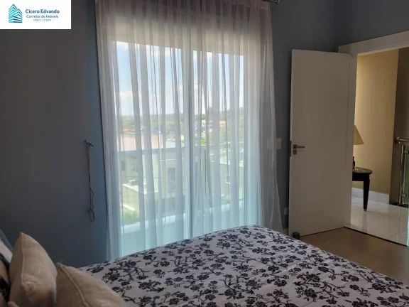 Imagem CASA RESIDENCIAL em SANTANA DE PARNAÍBA - SP, SURU
