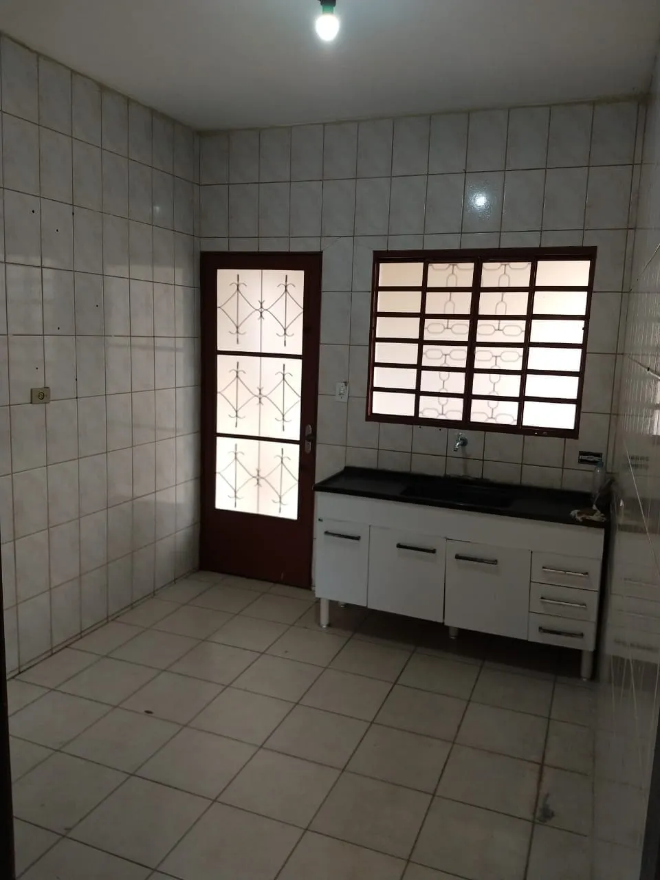 Imagem Casa à venda 3 Quartos, 1 Suite, 3 Vagas, 200M², Residencial e Comercial Cidade Morumbi, Pindamonhangaba - SP