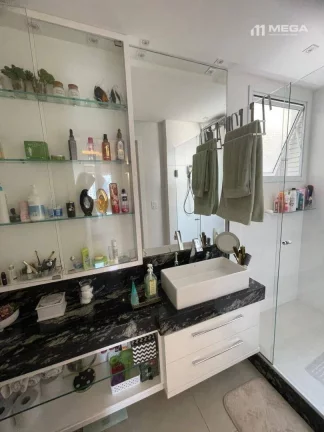 Imagem Apartamento com 3 dormitórios à venda, 130 m² por R$ 2.150.000,00 - Praia da Costa - Vila Velha/ES