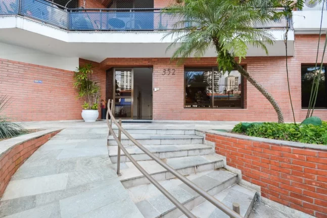 Imagem Apartamento à venda em São Paulo, Pacaembu, com 4 quartos, 274m2