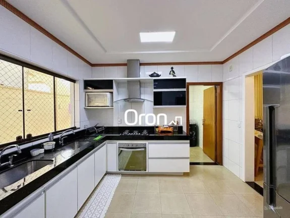 Imagem Sobrado à venda, 238 m² por R$ 1.850.000,00 - Portal do Sol II - Goiânia/GO