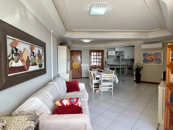 Imagem Solar dos Imigrantes Cobertura plana 4 quartos vista mar à venda Praia Mariscal Bombinhas SC