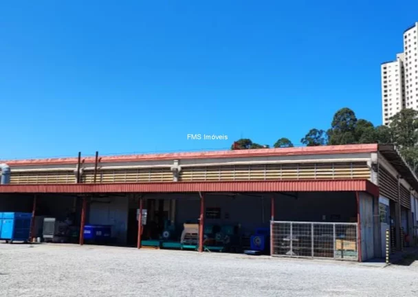 Imagem Oportunidade única: Galpão comercial à venda em Taboão da Serra-SP, Jardim Monte Alegre, com 100 vagas de garagem e 3.508,00 m² de área.