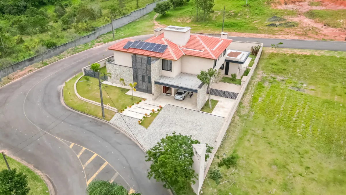 Imagem Casa no condomínio Condomínio Jequitibá para venda com 4 quartos, sendo 4 suítes, 500m2