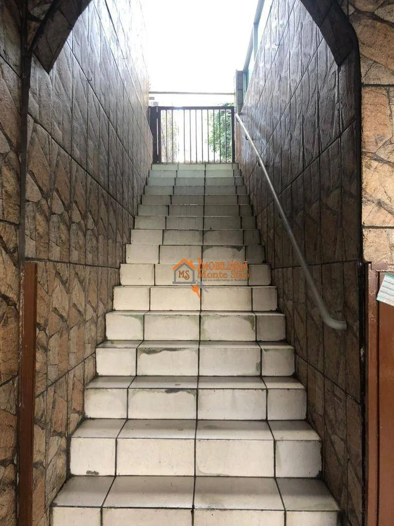Imagem Casa com 3 dormitórios à venda, 377 m² por R$ 693.000,00 - Taboão - Guarulhos/SP