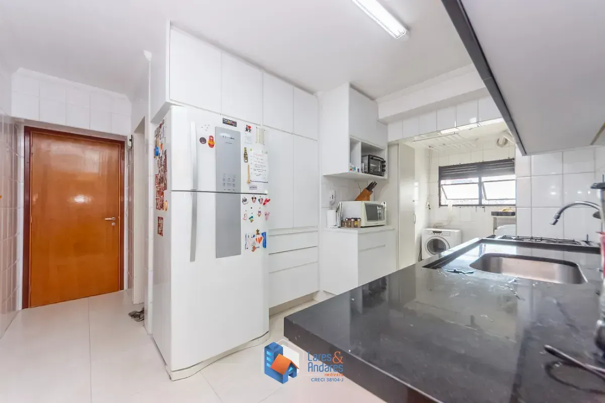 Imagem Apartamento para venda em Chácara Santo Antônio com 4 quartos, sendo 2 suítes, 137m²