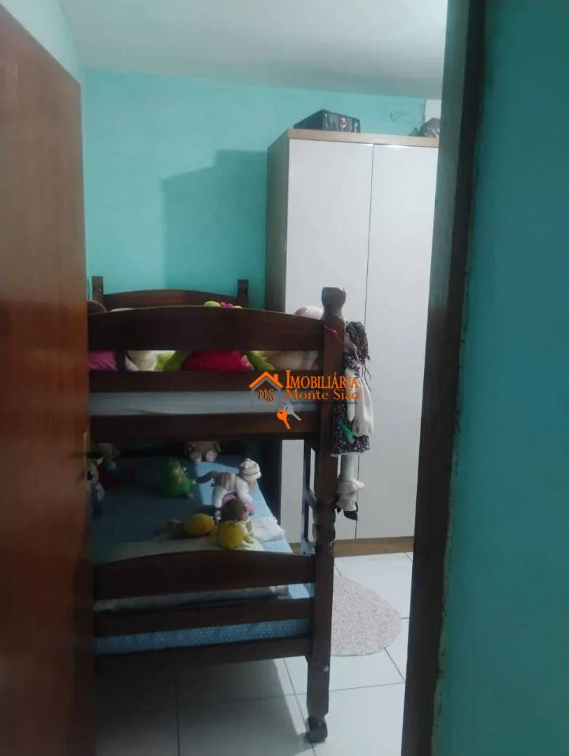 Imagem Sobrado à venda, 98 m² por R$ 243.999,00 - Água Chata - Guarulhos/SP