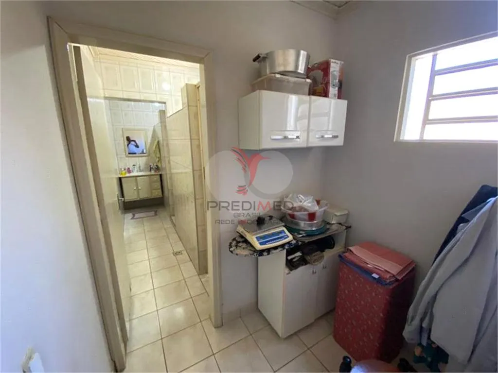 Imagem Fazenda/Sítios/Chácaras de 3 quartos, 209m² no bairro Centro, em Borebi