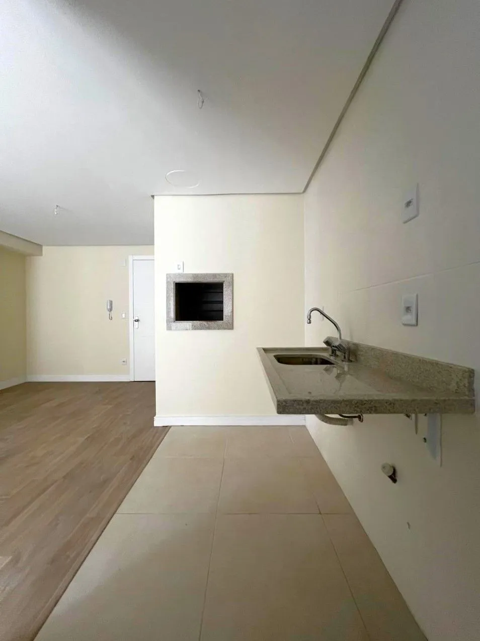 Imagem Apartamento GARDEN : 1 dormitório com suíte e excelente localização no Bom Fim