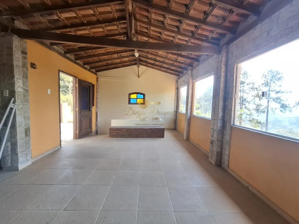 Imagem Casa para Venda em Teresópolis / RJ no bairro Fazenda Suiça