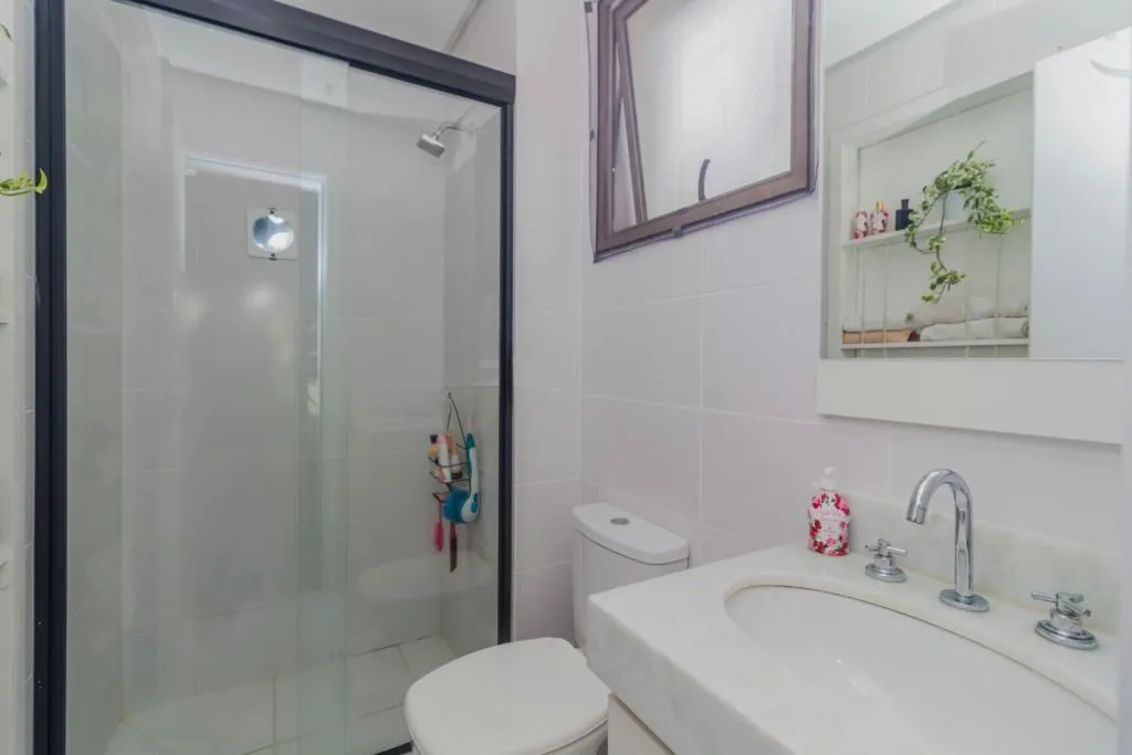 Imagem Casa em condomínio com 3 suítes à venda - Jardim Planalto, Porto Alegre