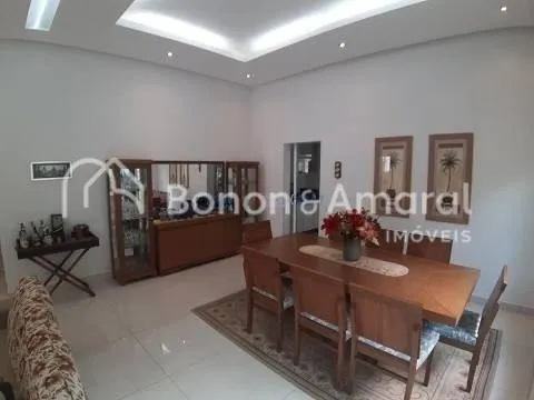 Imagem Belíssima Casa de Condomínio à Venda no Villa Lobos em Paulínia.