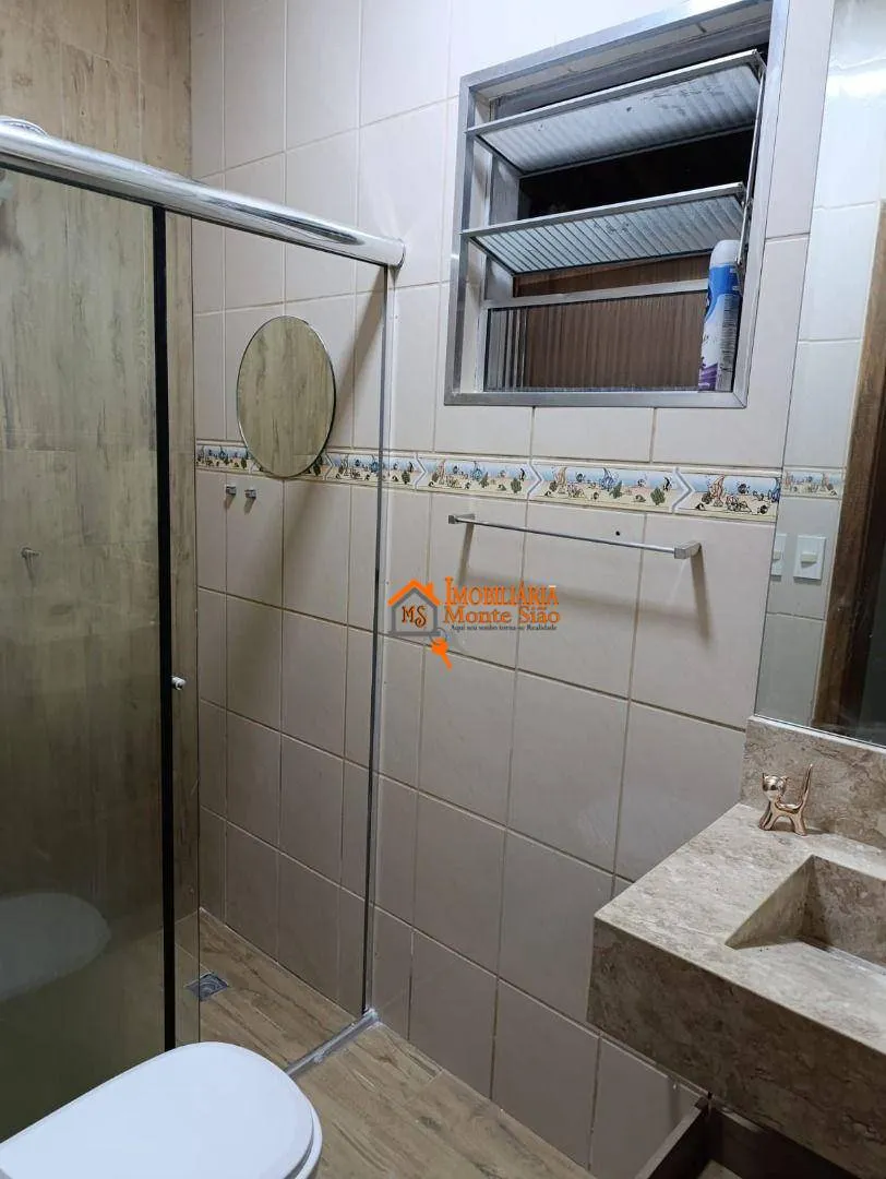 Imagem Sobrado com 6 dormitórios à venda, 250 m² por R$ 630.000,00 - Vila Rio de Janeiro - Guarulhos/SP