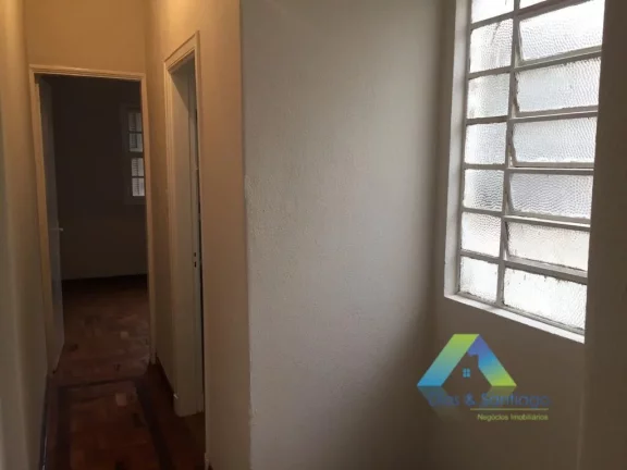 Imagem Excelente sobrado a 5 minutos da estação do metro Ana Rosa com 3 dormitórios, 3 vagas de garagem proximo a principais comércios, avenidas de São Paulo