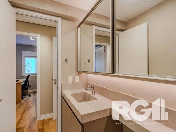 Imagem Apartamento Mobiliado à Venda - 3 Dormitórios, 1 Suíte, 81m², 1 Vaga