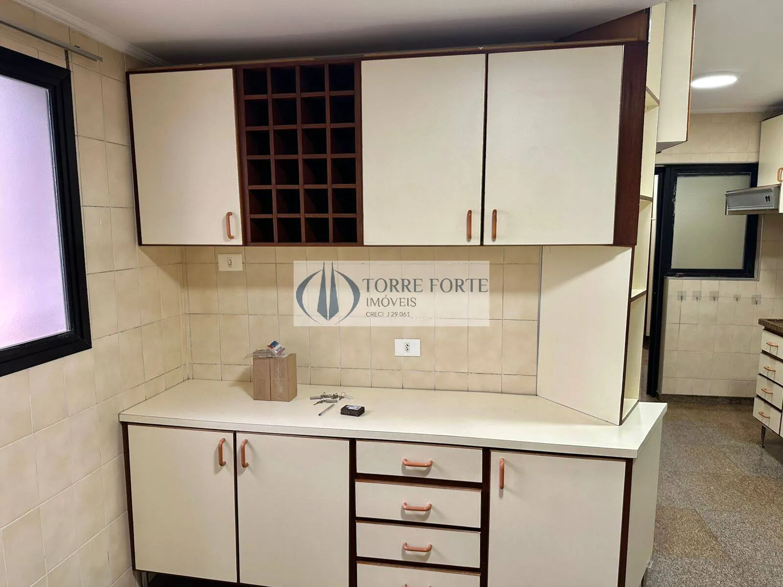 Imagem Excelente apartamento 150 m² 3 dormitórios 1 suíte 2 vagas garagem em Moema