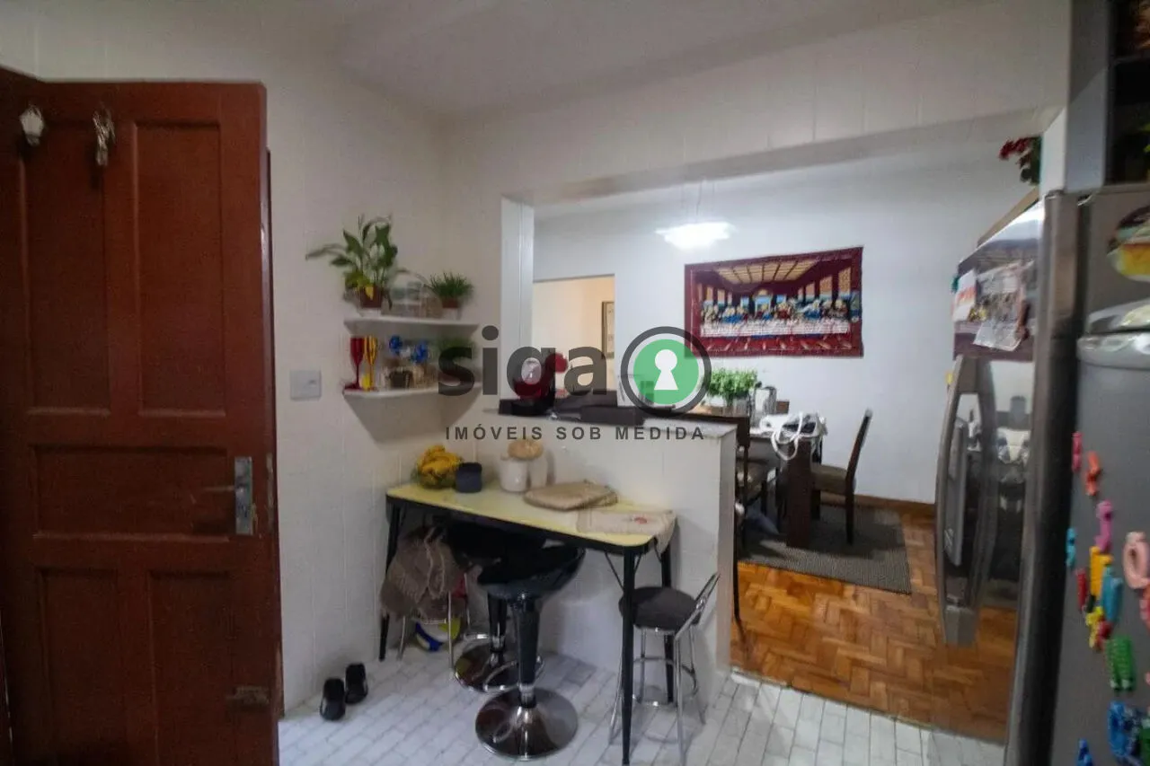 Imagem Casa no Jardim Petrópolis com 2 Quartos em Bairro Tranquilo e Bem Localizado.