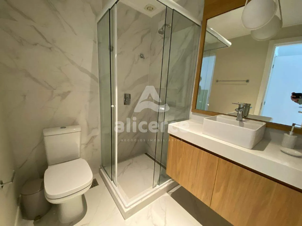 Imagem Apartamento à venda com 3 quartos 3 suítes, 140,23m² em Campeche Florianópolis