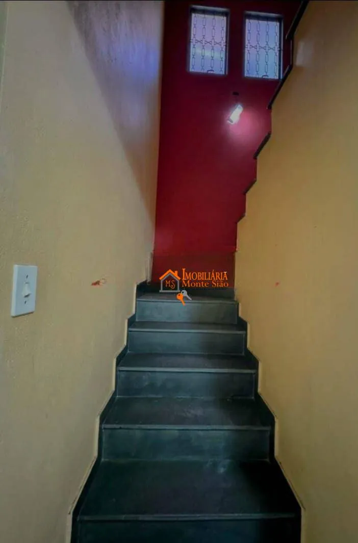 Imagem Sobrado de 3 dormitorios no Bairro Jardim Adriana