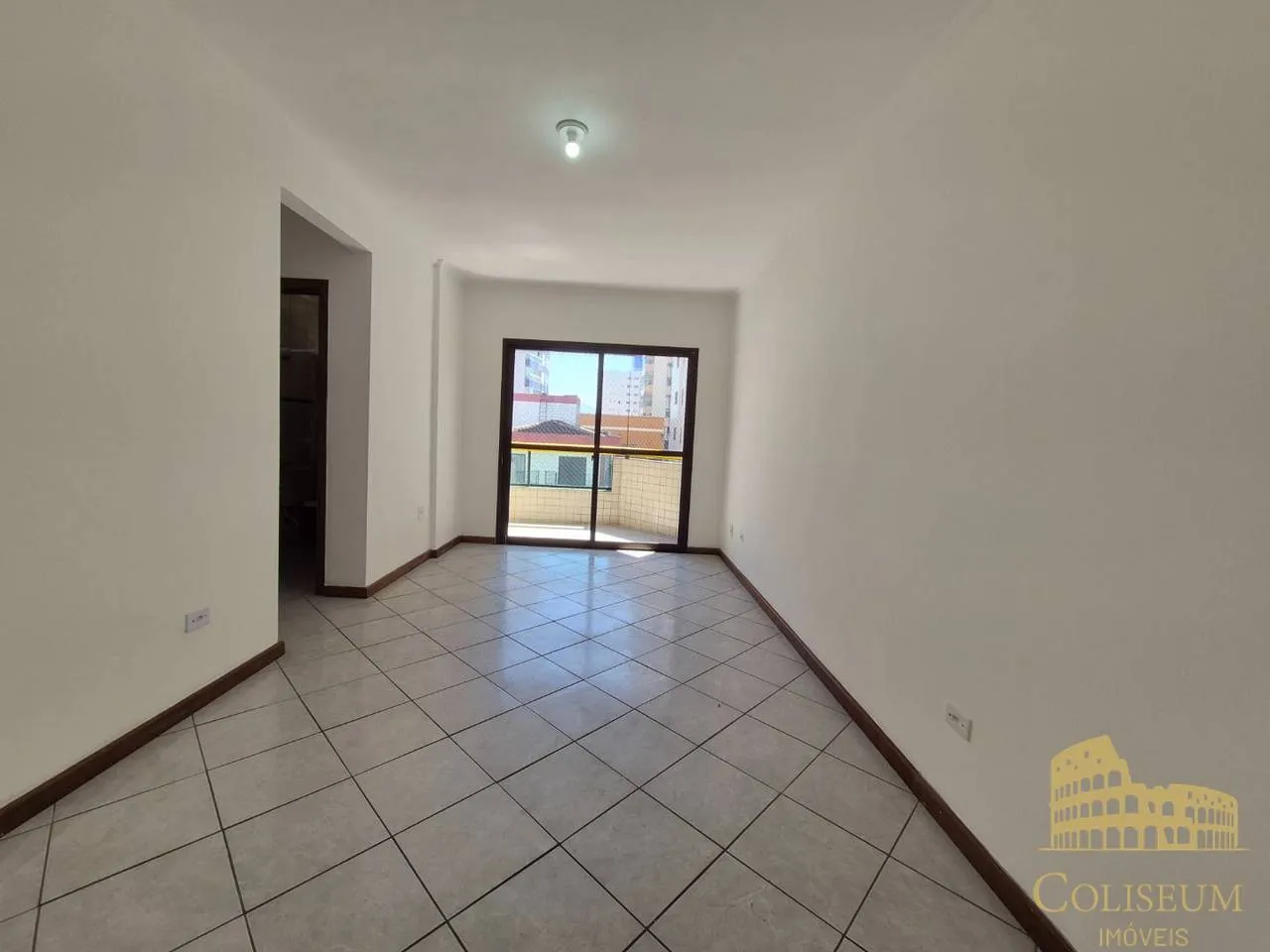 Imagem Apartamento com 2 dormitórios para alugar, 80 m² por R$ 2.600,00/mês - Tupi - Praia Grande/SP