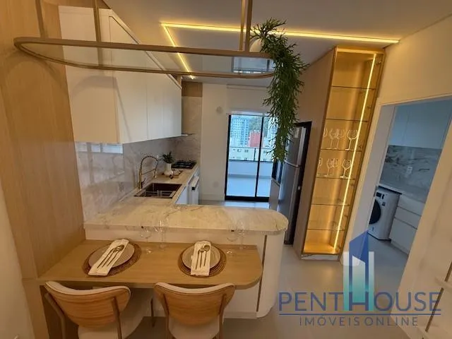 Imagem Apartamento Zona Central para Venda em Balneário Camboriú, PIONEIROS, 4 dormitórios, 4 suítes, 5 banheiros, 3 vagas