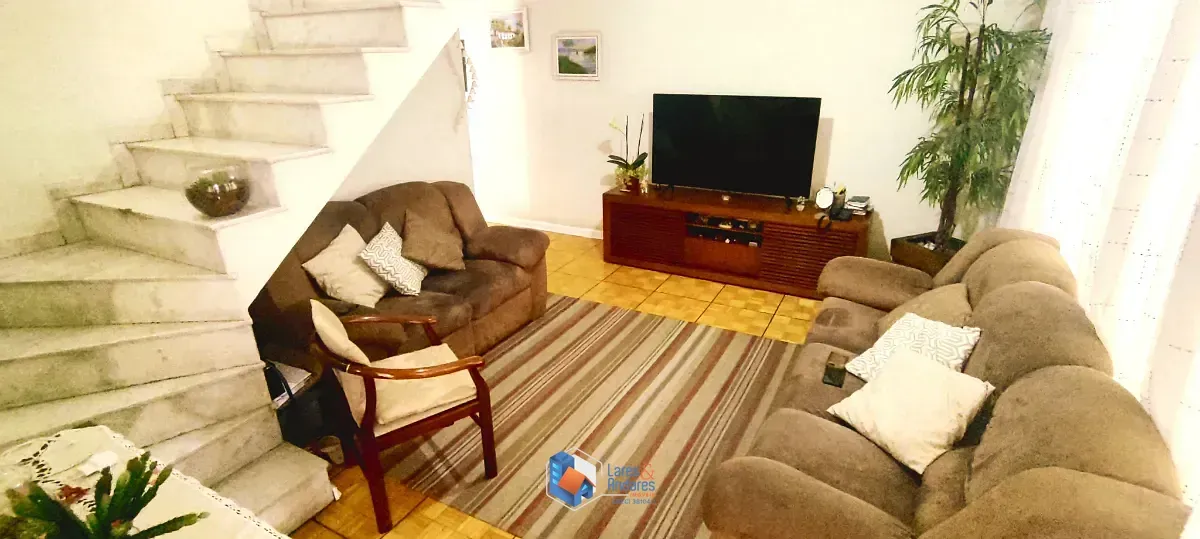 Imagem Sobrado para venda em Lauzane Paulista com 2 quartos, 216m²