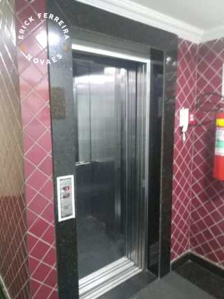 Imagem Excelente 2 quartos sendo uma suíte prédio com elevador em localização privilegiada da Praia do Morro