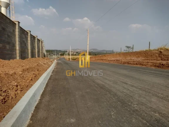 Imagem TE0097

Lote a venda em CondomÃ­nio Villa Toscana - Senador Canedo GO

- Com 1001,67mÂ²;
- LocalizaÃ...