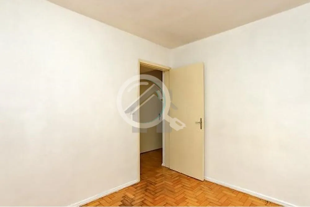 Imagem Apartamento de 42m² de área privativa, reformado, fundos, silencioso, possui 1 dormitório, amplo ...