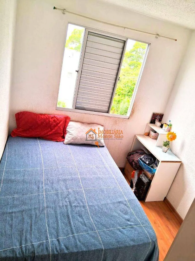 Imagem Apartamento com 2 dormitórios à venda, 44 m² por R$ 198.000,00 - Água Chata - Guarulhos/SP