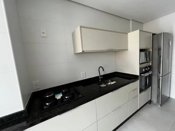 Imagem APARTAMENTO NO SOLEMAR 2 DORMITÓRIOS COM 1 SUÍTE DECORADO!!!
