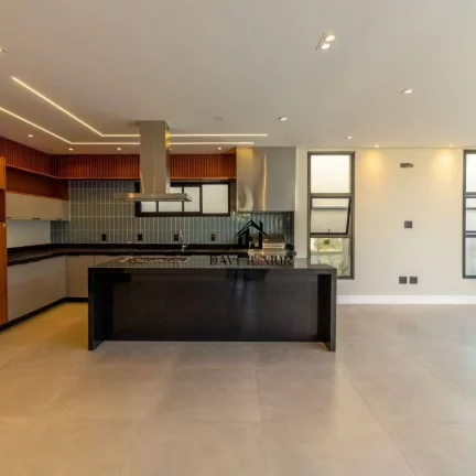Imagem Casa com 3 suítes sendo 1 master com closet à venda, 281 m² por R$ 0 - Condomínio Alphaville Nova Esplanada 3 - Votorantim/SP