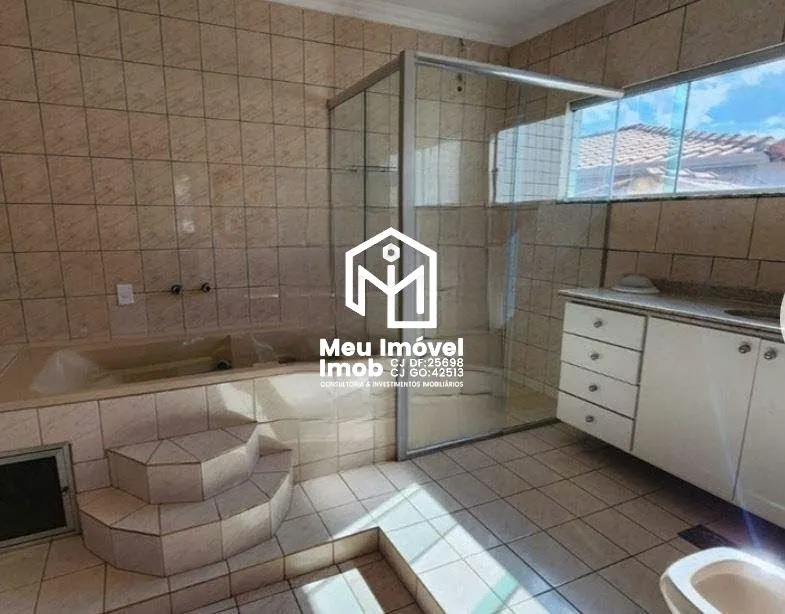 Imagem Casa Sobrado 6 Quartos 6 Suítes 5 Vagas 360m² Reformada