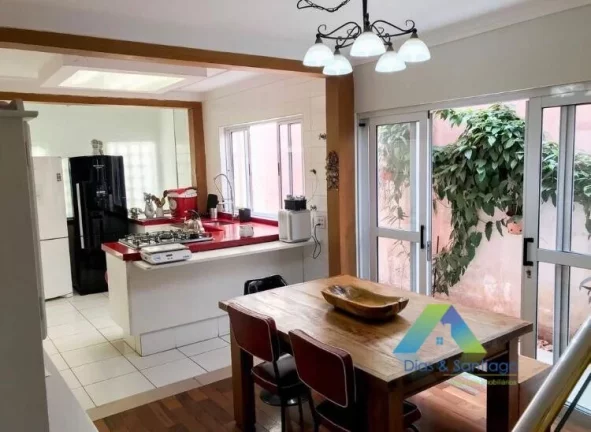 Foto do imóvel Linda casa a 10 minutos da estação do metro Conceição com 3 dormitórios,2 vagas área gourmet, localização privilegiada excelente valor!