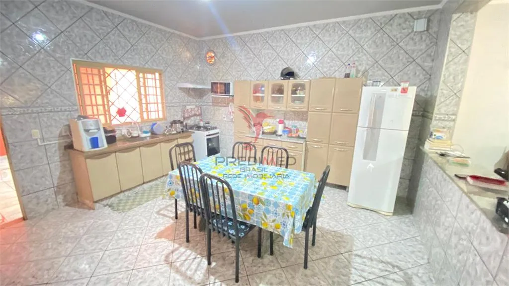 Imagem Casa de 3 quartos, 194m² no bairro Jardim Príncipe, em Lençóis Paulista