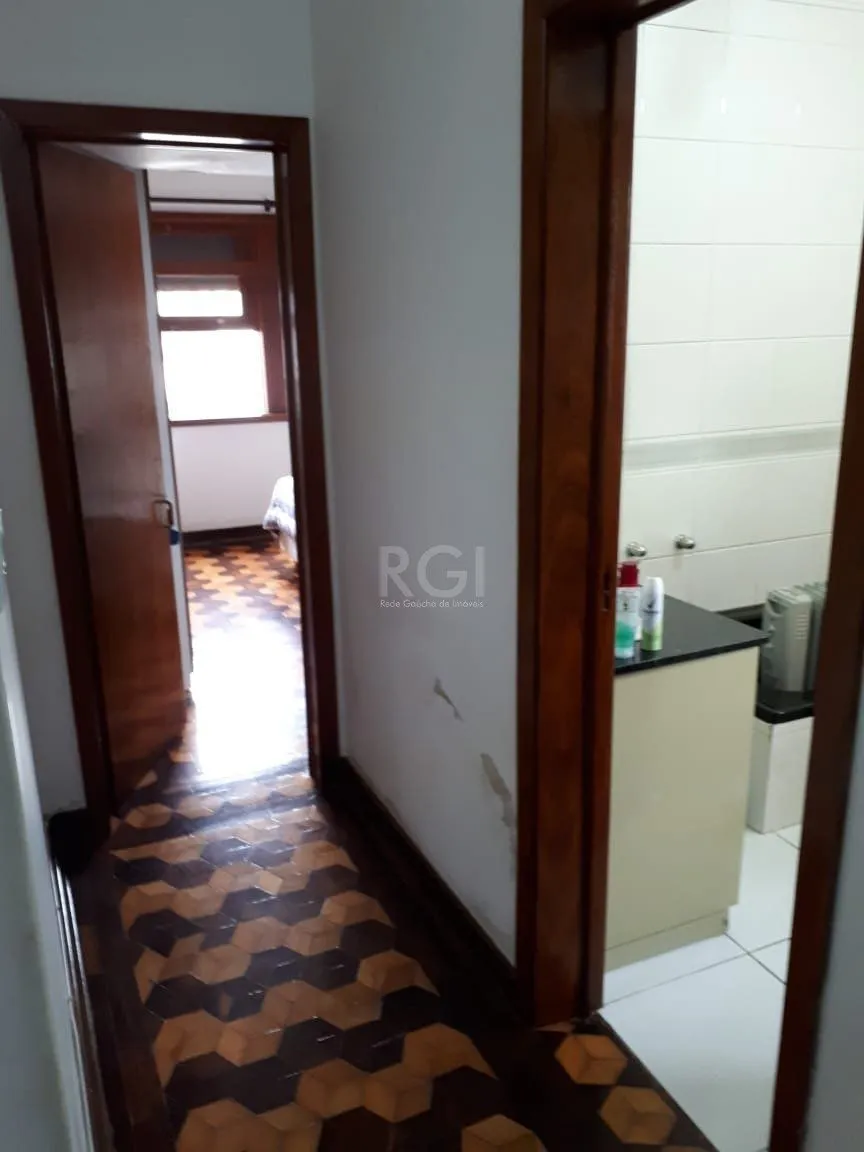 Imagem Apartamento para Venda - 145.56m², 3 dormitórios, 1 vaga - Cidade Baixa