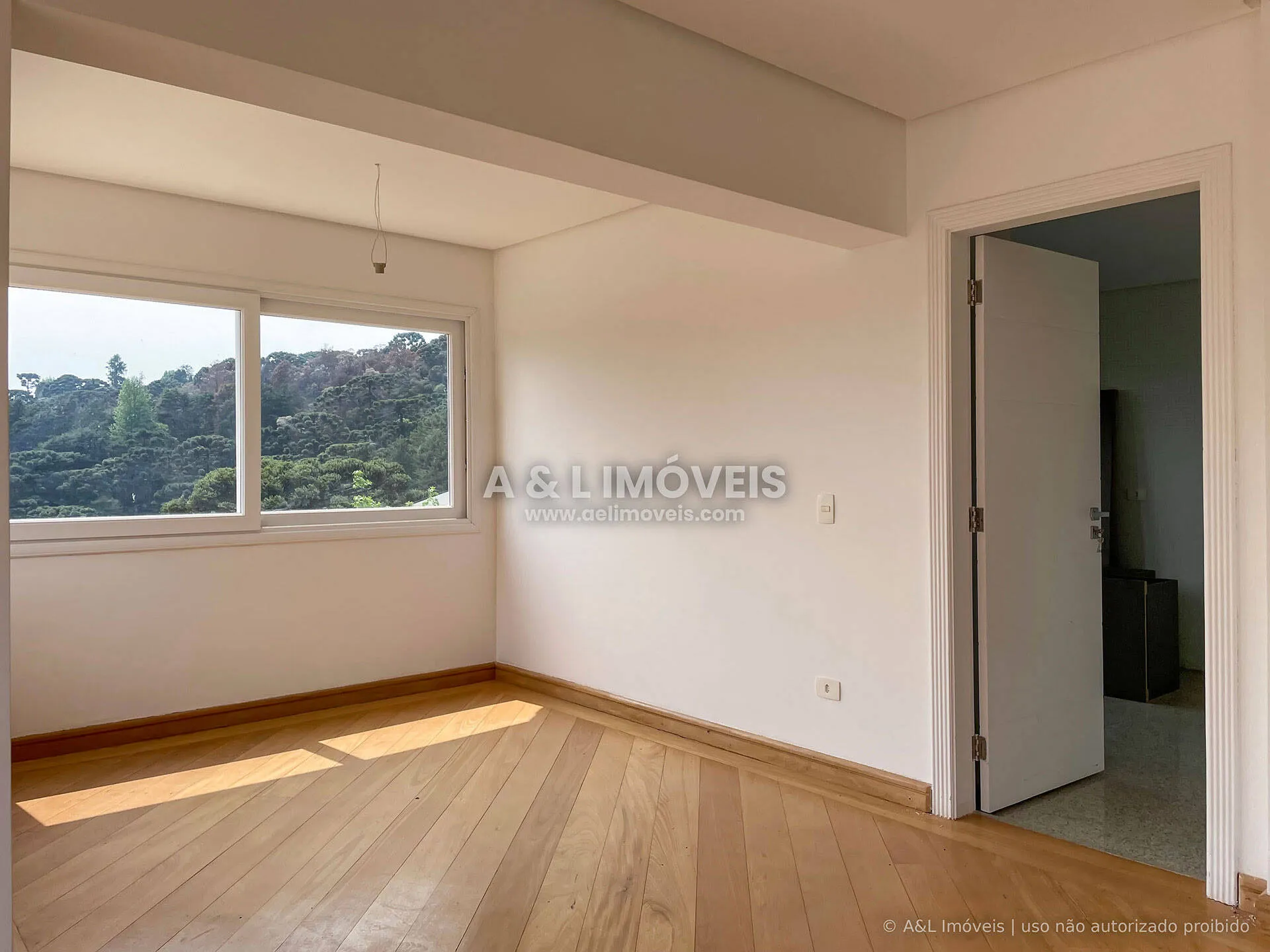Imagem Sobrado com 321,56 m² e 4 suítes no Jardim das Pérolas
