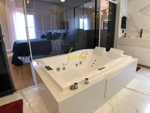 Imagem Sobrado em condomínio fechado mobiliado e decorado piscina aérea com borda infinita