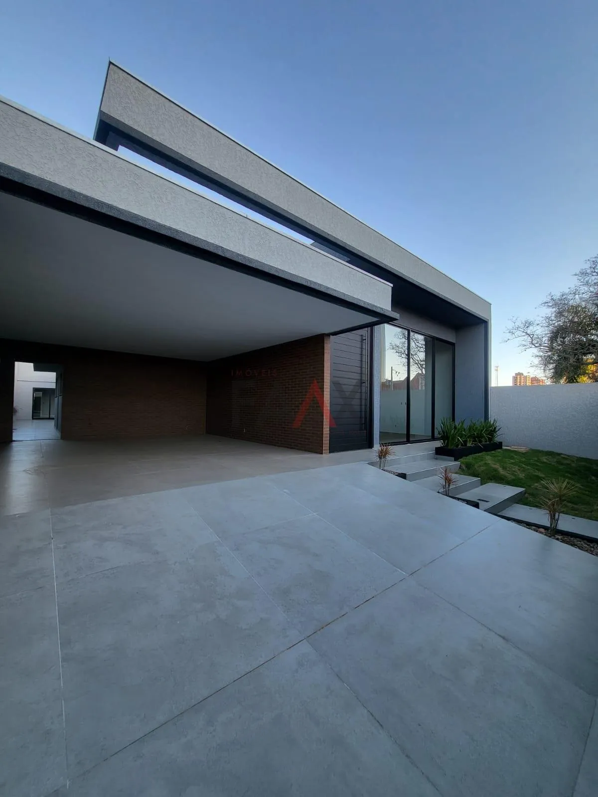 Foto do imóvel Casa com 4 dormitórios à venda, 588.00 m , CENTRO - Gpva, GUARAPUAVA - PR