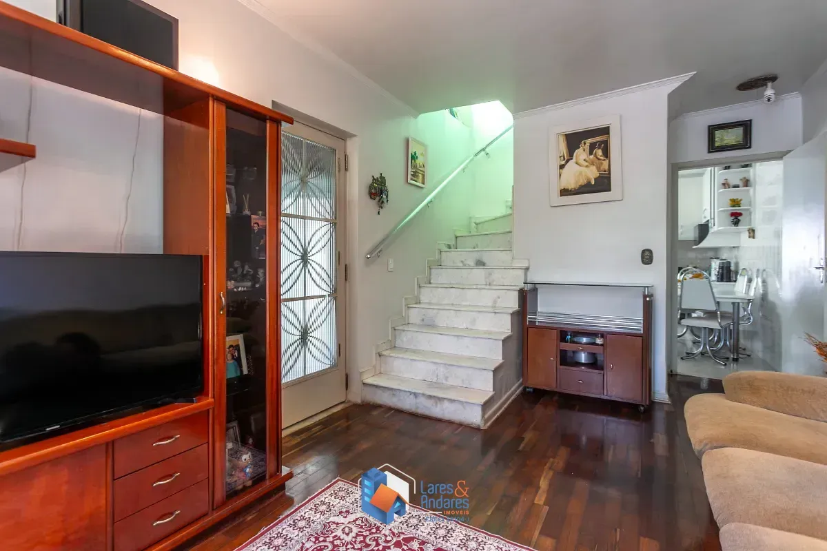 Imagem Sobrado para venda em Cupecê com 3 quartos, sendo 1 suíte, 127m²