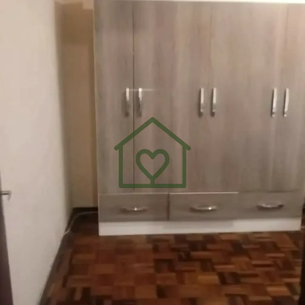 Imagem Oportunidade incrível de adquirir um apartamento no bairro São João, em Porto Alegre. Com 47 m²,...
