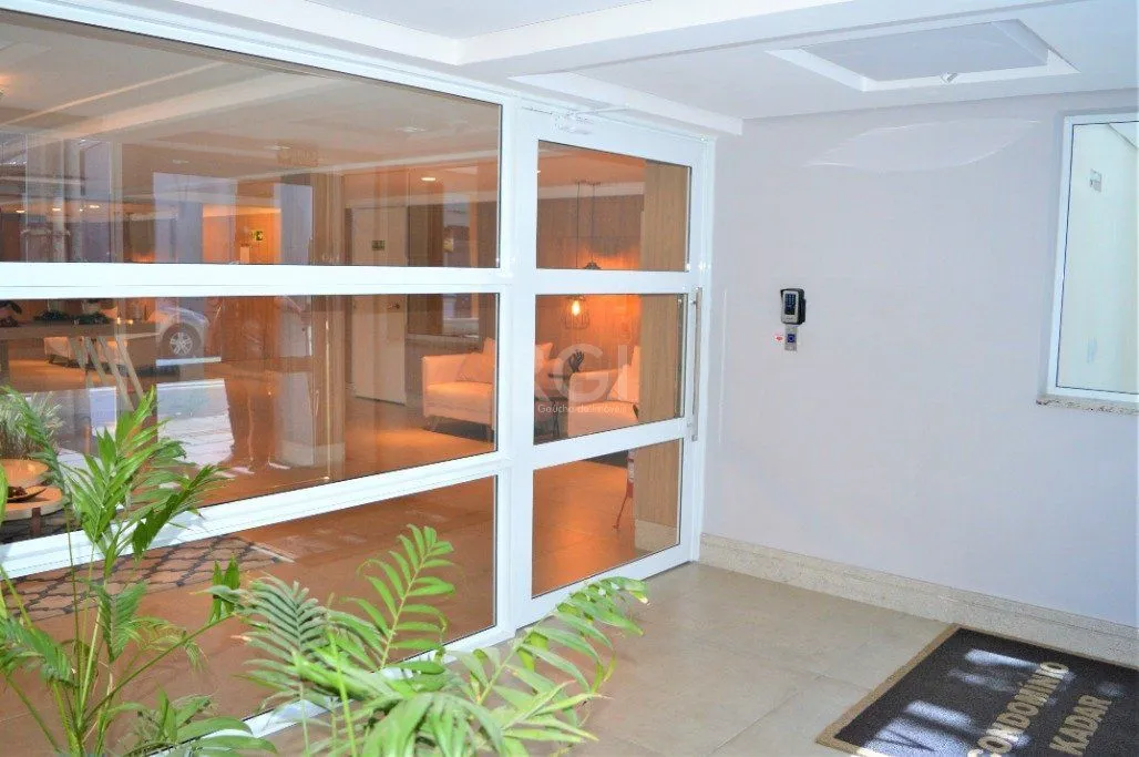 Imagem Excelente apartamento 2 dormitórios com garden e duas vagas no Bom Fim
