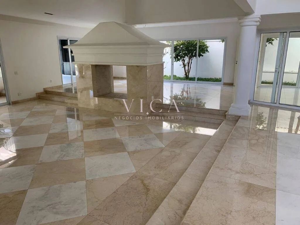 Imagem Casa Alto Padrão para Locação no Tamboré 02, 904m², 4 Suítes, Piscina, SPA