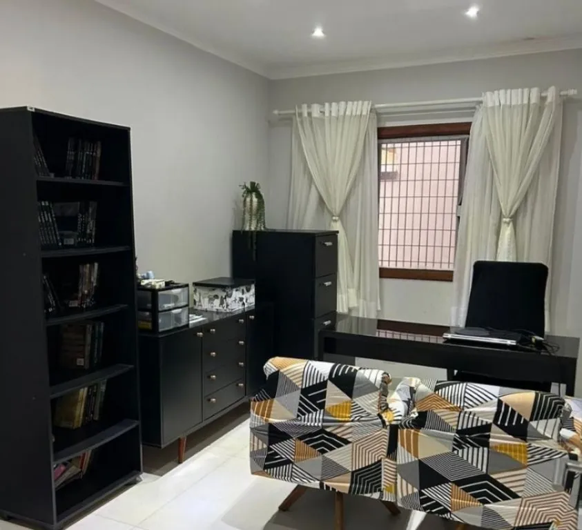 Imagem CASA COM 280,00 m² - CANTO DO FORTE - PRAIA GRANDE SP