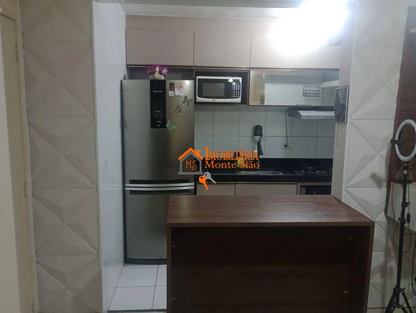 Foto do imóvel Apartamento com 2 dormitórios à venda, 47 m² por R$ 260.000,00 - Água Chata - Guarulhos/SP