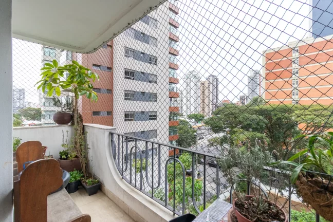 Imagem Apartamento à venda em São Paulo, Campo Belo, com 4 quartos, 300m2