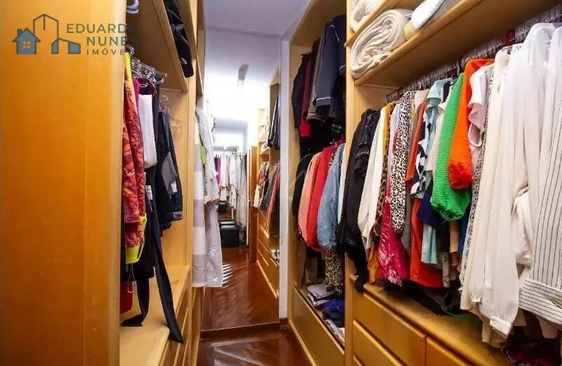 Imagem APARTAMENTO COM 4 QUARTOS, 2 SUÍTES , 05 VAGAS, LAZER NO FUNCIONÁRIOS!!!