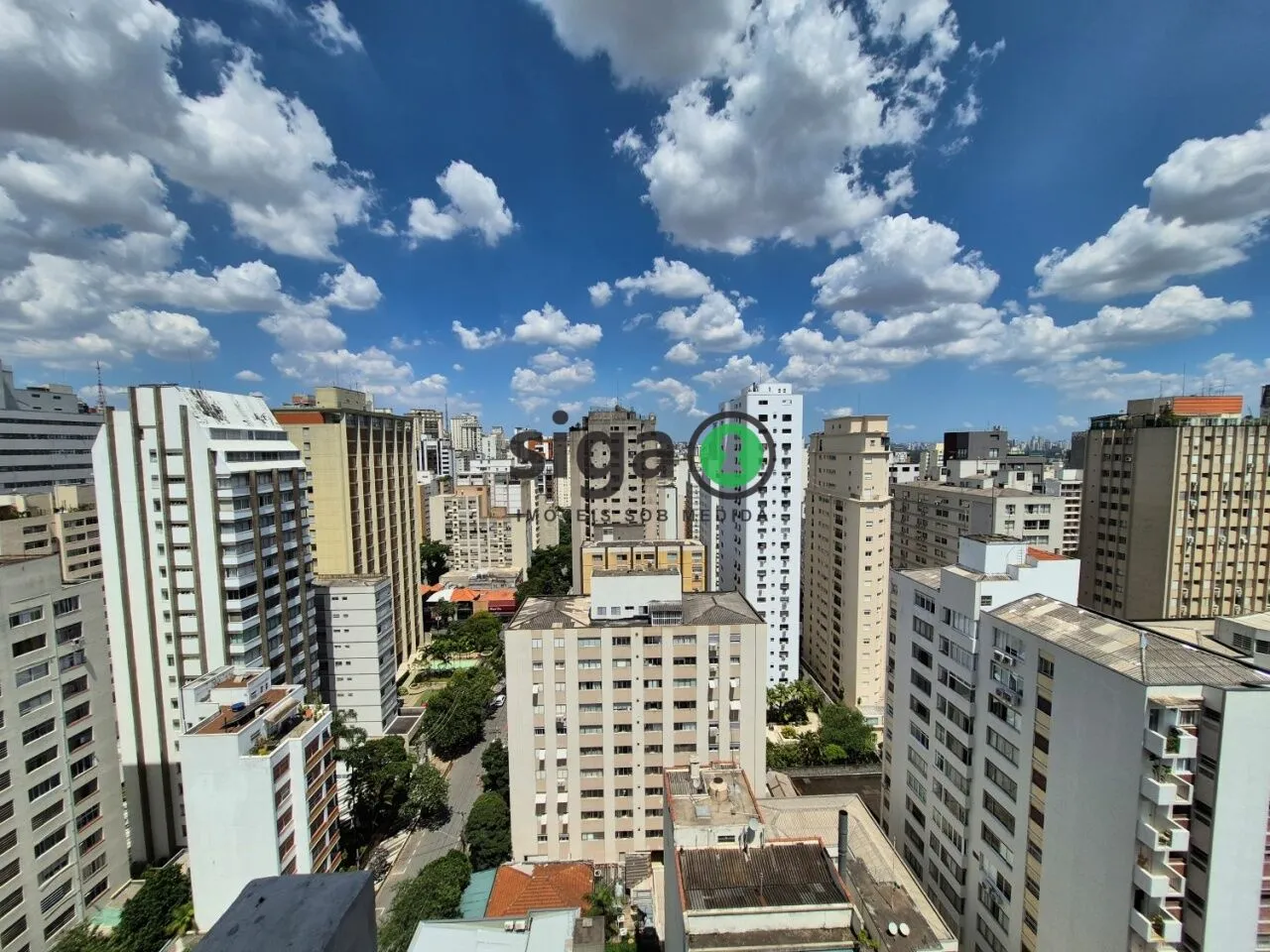 Imagem Apartamento a venda no Jardins com 3 dormitórios